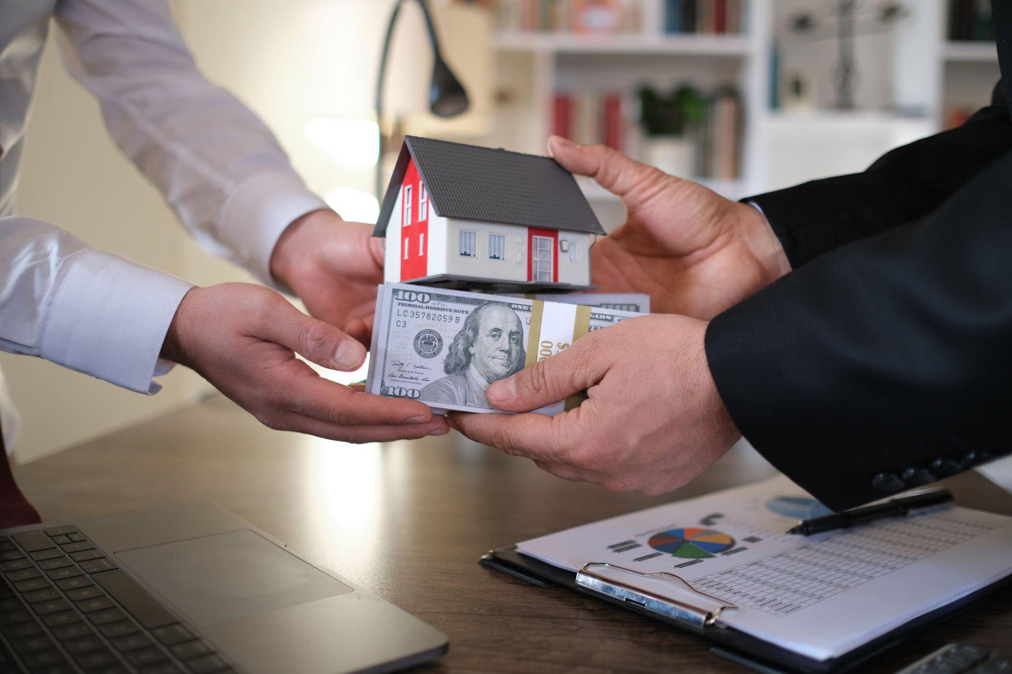 Real estate photography tips for maximizing property value.